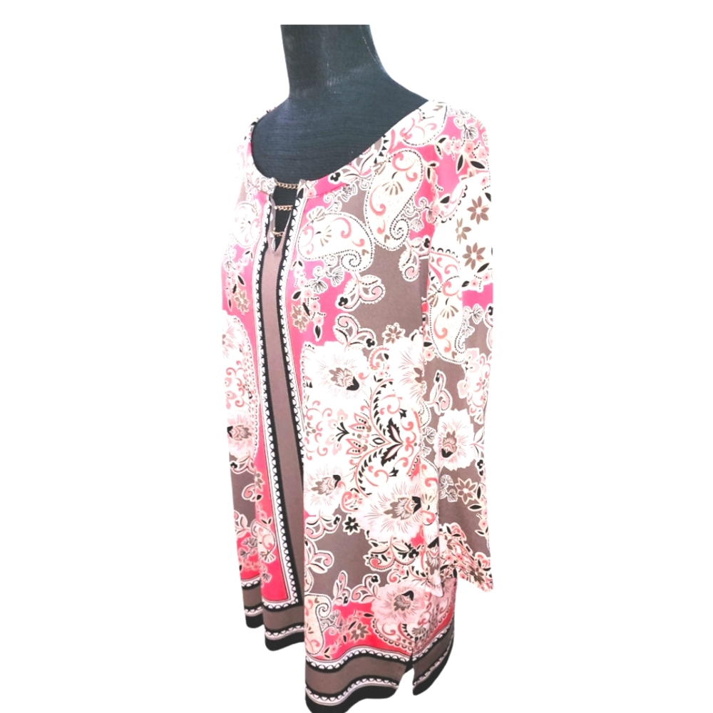 JM Peachy Pink and Tan Paisley Top